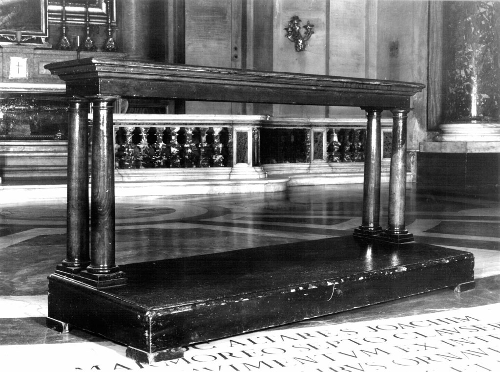 inginocchiatoio, serie - ambito romano (metà sec. XX)