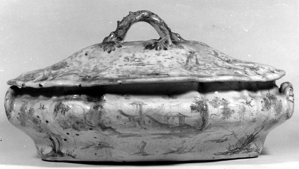 coperchio di zuppiera di Levantino Andrea (prima metà sec. XVIII)