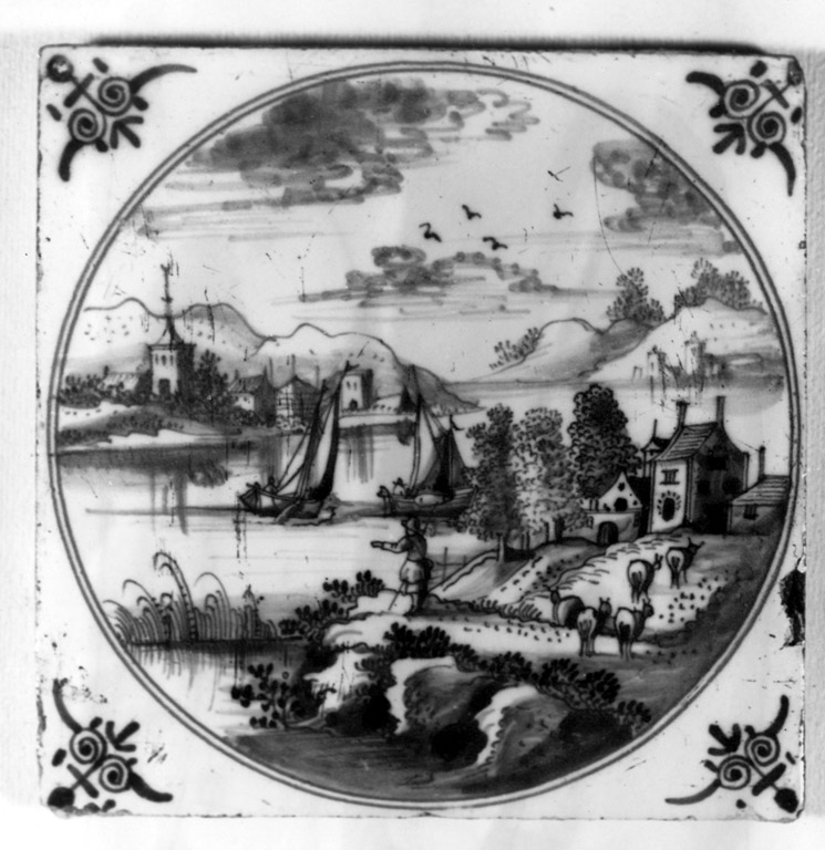 Paesaggio montano con fiume solcato con barconi, uomo con gregge (mattonella) - manifattura di Delft (prima metà sec. XVIII)