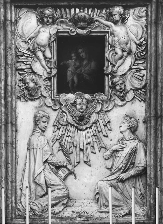 Angeli e cherubini tra nubi e i Santi Eusebio e Vincenzo (rilievo) - ambito romano (fine sec. XIX)