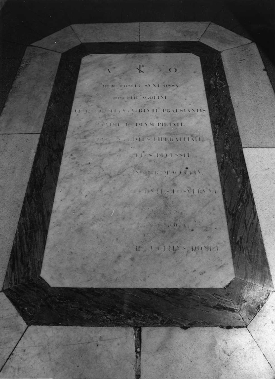 lapide tombale - ambito romano (sec. XIX)