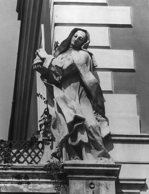 Santa Chiara (statua) di Mazzuoli Giuseppe (sec. XVIII)