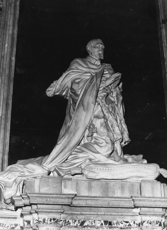 Ritratto di Marzio Ginetti in preghiera (statua) di Raggi Antonio (sec. XVII)