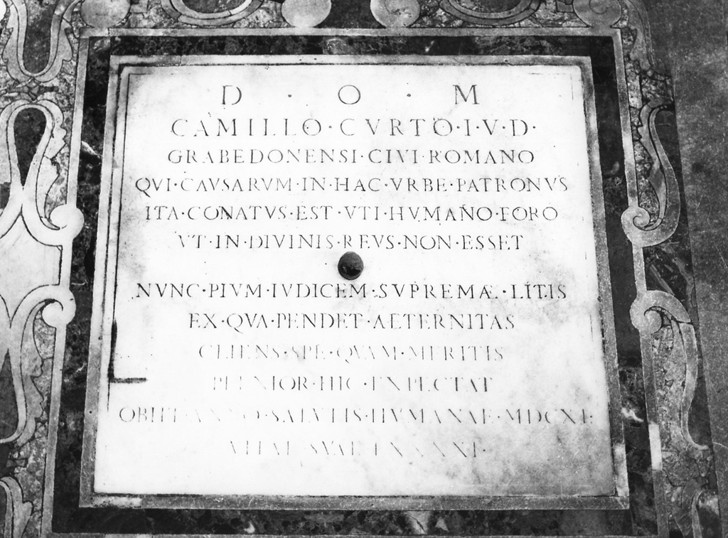 lapide tombale - bottega romana (sec. XVII)