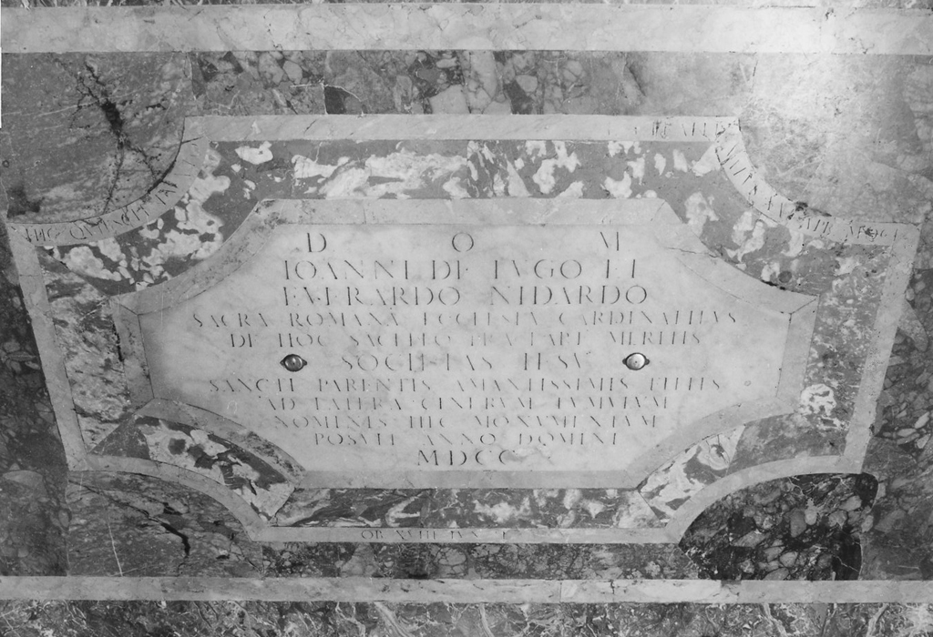 lapide tombale - bottega famiglia Medici (sec. XX)