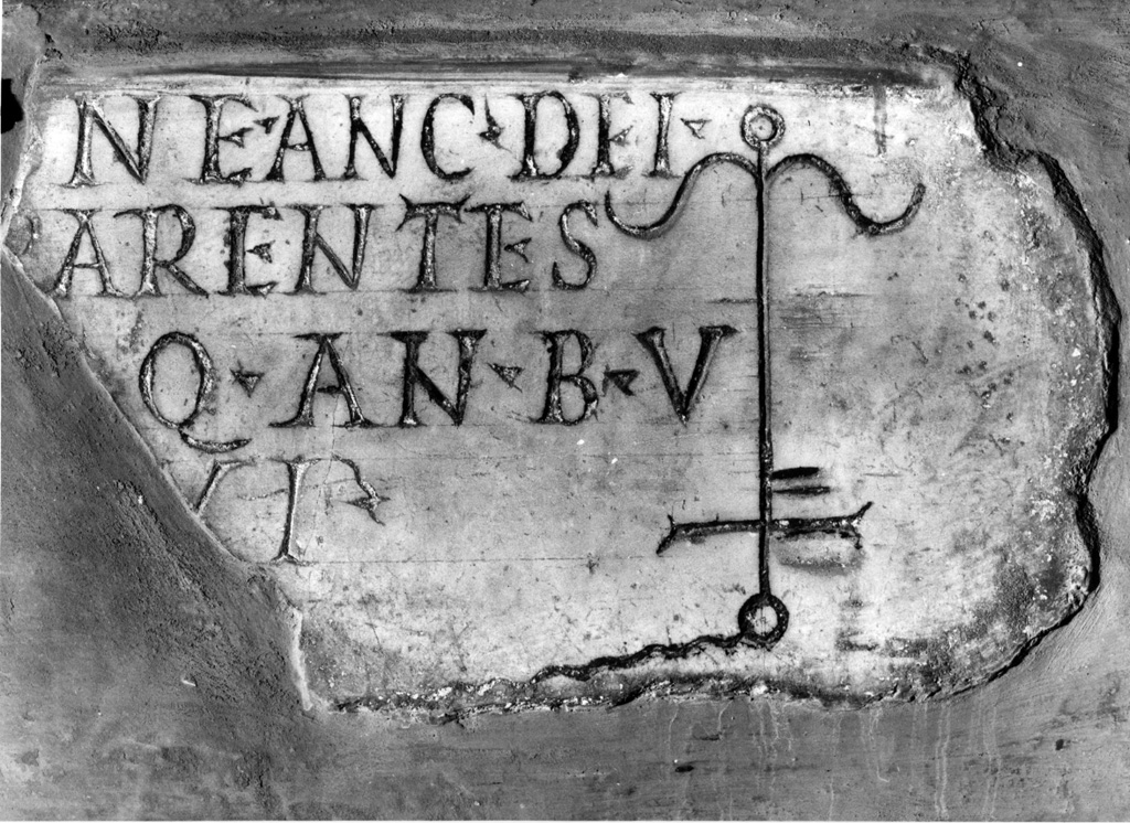 lapide tombale, frammento - ambito romano (secc. VII/ VIII)