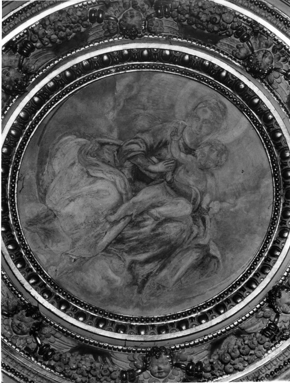 Madonna con Bambino (decorazione pittorica) di Martinelli Nicolò detto Trometta (attribuito) (sec. XVII, sec. XIX)