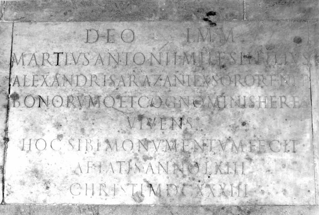 lapide tombale - ambito romano (sec. XVII)