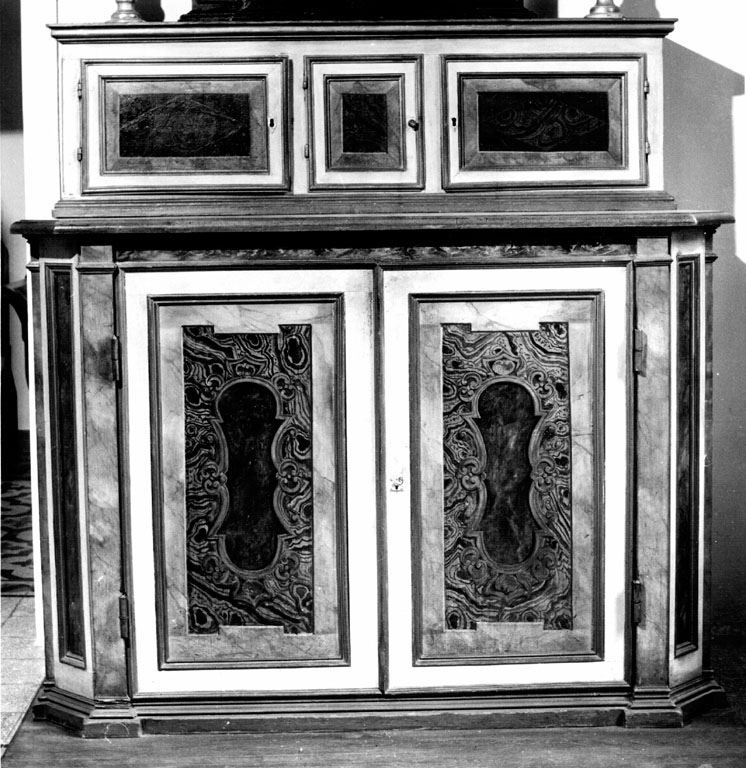 armadio - ambito romano (fine sec. XVIII)