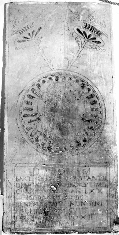 lapide tombale - ambito romano (sec. XVI)