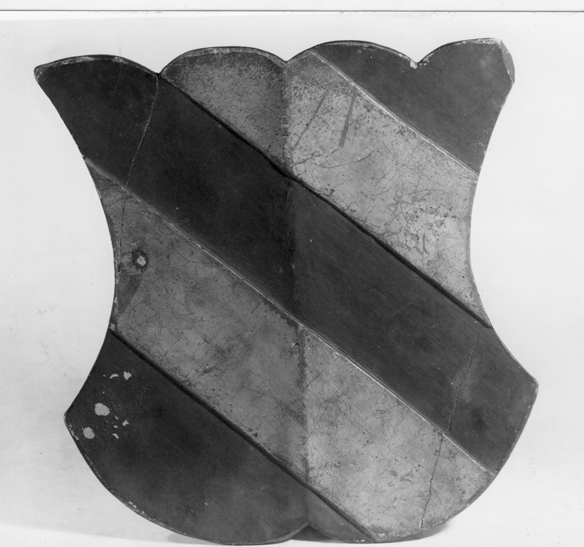 stemma gentilizio (rilievo) - manifattura italiana (secc. XIX/ XX)