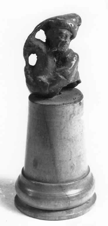 busto di uomo con cornamusa (statuetta) - ambito fiammingo (sec. XVI)