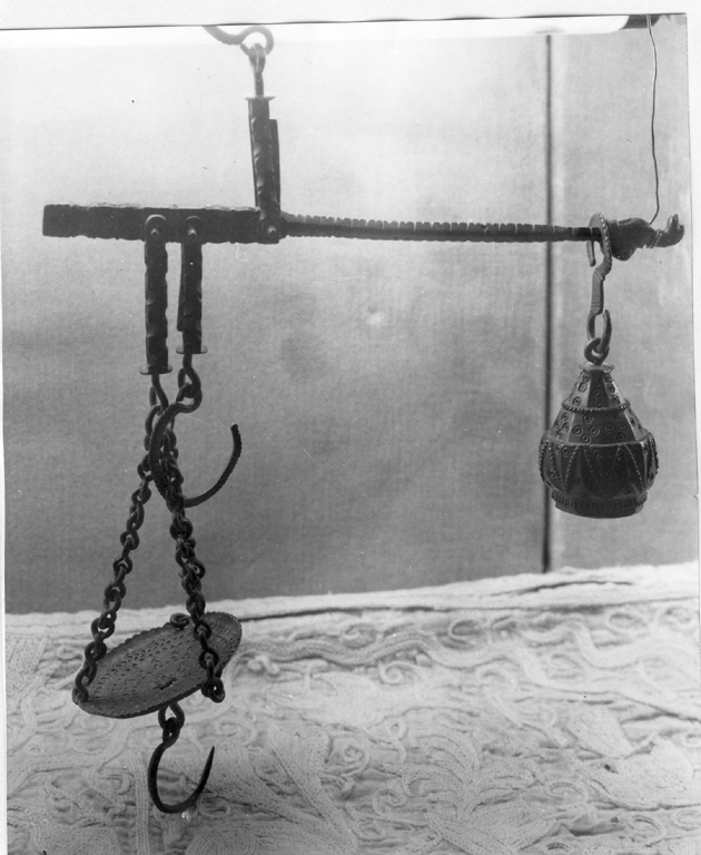 bilancia - manifattura italiana (sec. XII)