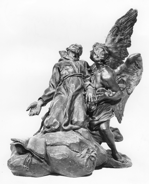 San Francesco d'Assisi sostenuto dall'angelo (gruppo scultoreo) di Caffieri Jean Jacques (prima metà sec. XVIII)