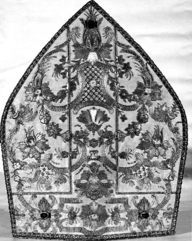 mitria - manifattura Italia settentrionale (metà sec. XVIII)