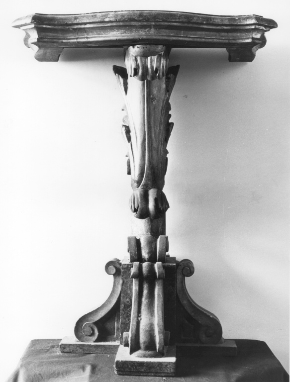 console - ambito romano (prima metà sec. XIX)