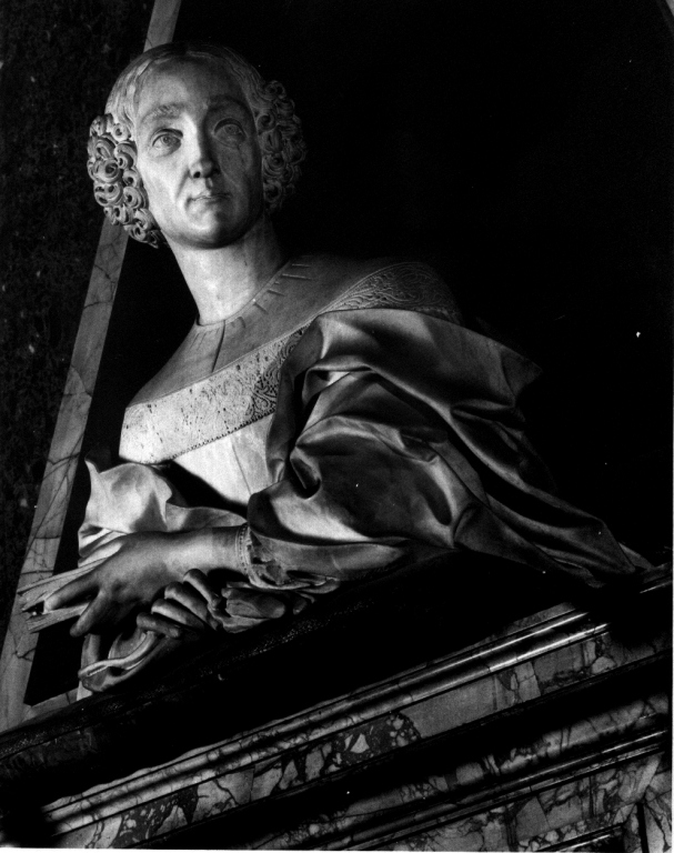 busto femminile (scultura) di Mazzuoli Giuseppe, Lavaggi Giacomo Antonio (fine/inizio secc. XVII/ XVIII)