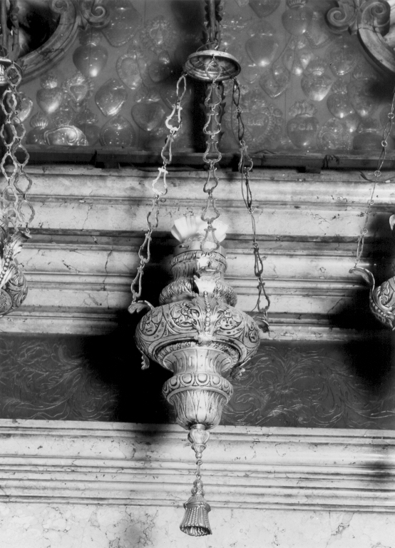 lampada pensile - ambito romano (prima metà sec. XIX)