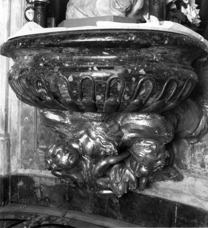vasca battesimale - ambito romano (sec. XVIII)