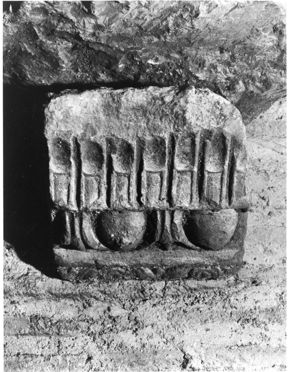 architrave (?), frammento - ambito romano (secc. VII/ IX)