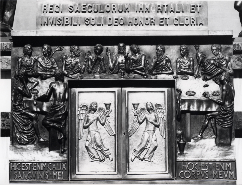 ultima cena; angeli (tabernacolo) di Vigni Corrado (secondo quarto sec. XX)