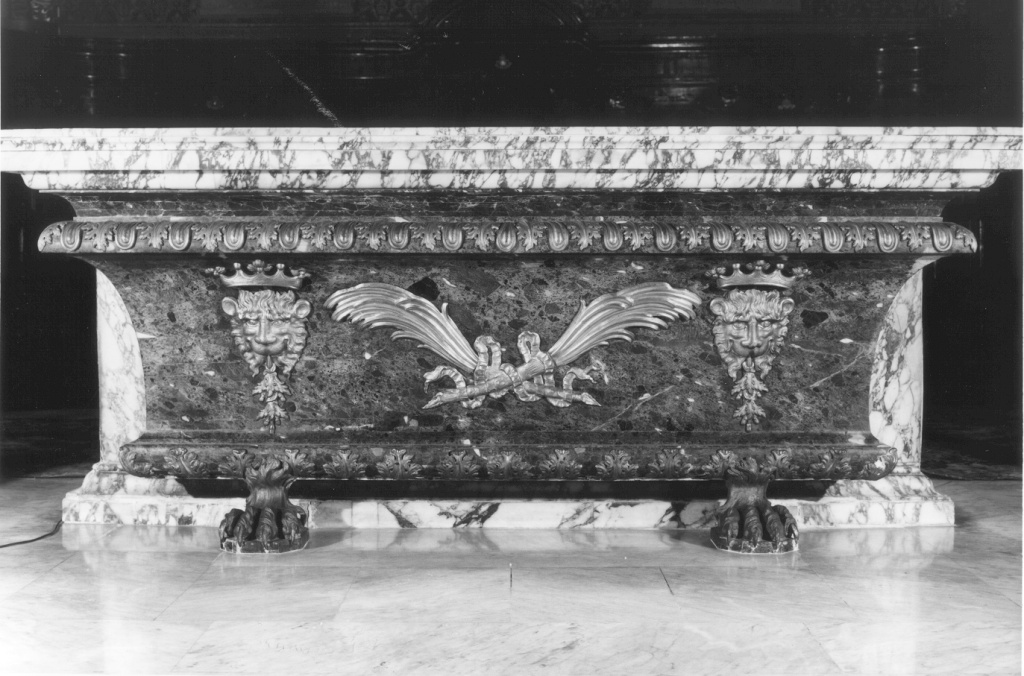 altare maggiore di Blasi Domenico (sec. XVIII)