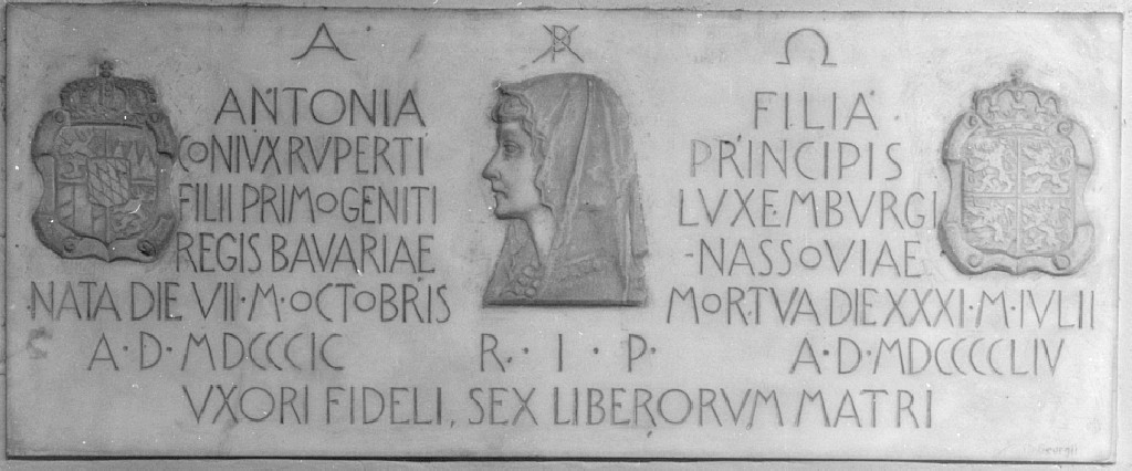 stemma gentilizio (lapide, opera isolata) - produzione romana (sec. XX)