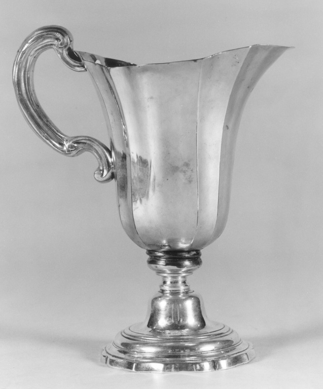 brocca - ambito romano (primo quarto sec. XVIII)