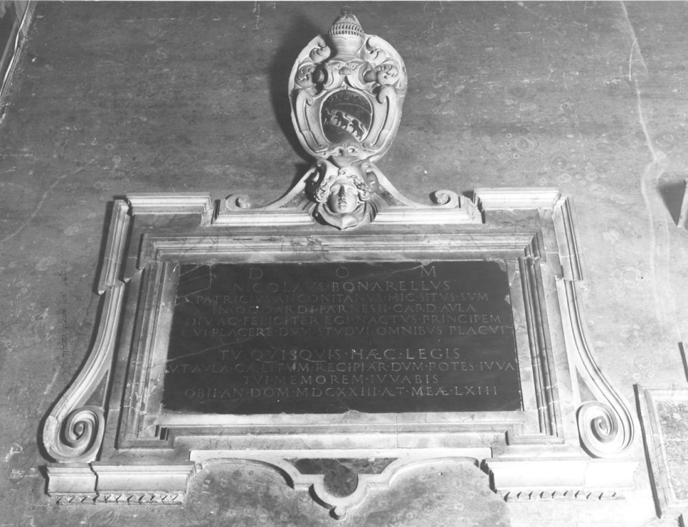 lapide - ambito romano (sec. XVII)
