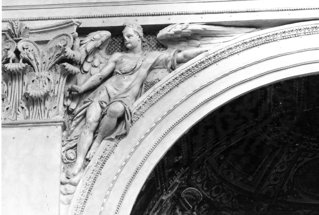 Angelo (decorazione plastica) - ambito romano (inizio sec. XVII)