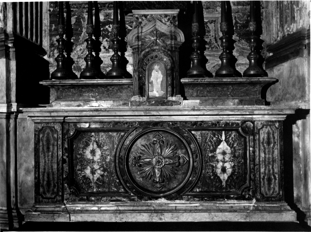 croce raggiata (mensa d'altare) di Sperone Alessandro (sec. XVIII)