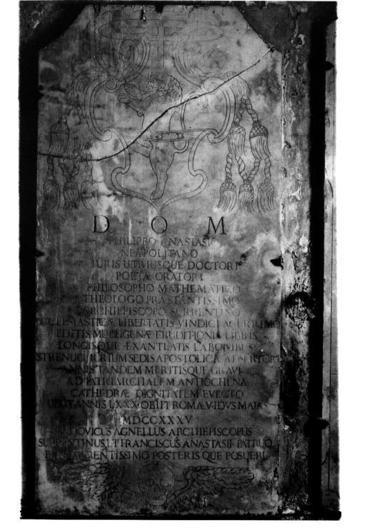 lapide tombale - ambito romano (sec. XVIII)