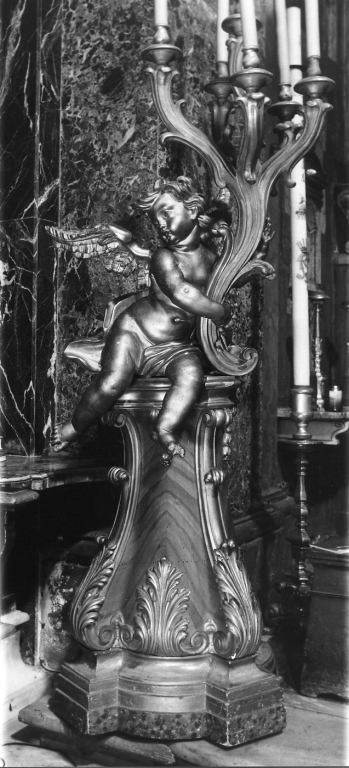 candelabro - a statua di Consalvi Valentino (sec. XVIII)