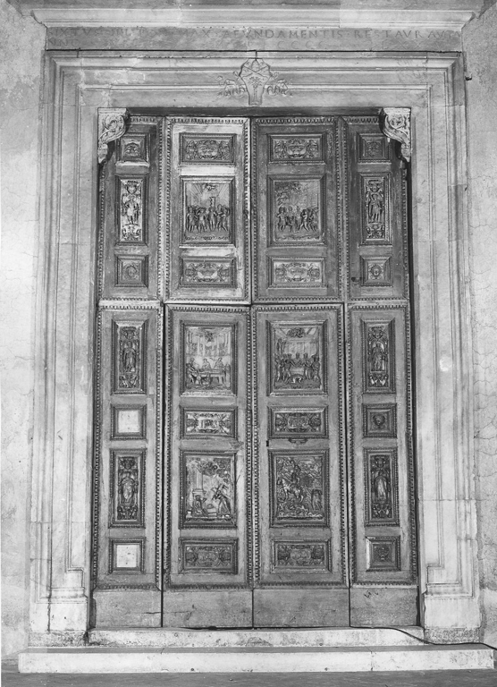 porta - ambito romano (secc. XV/ XVII)