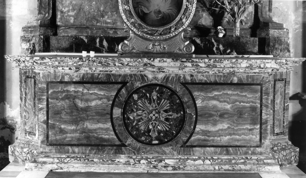 altare di Mattiangeli Domenico (sec. XVIII)