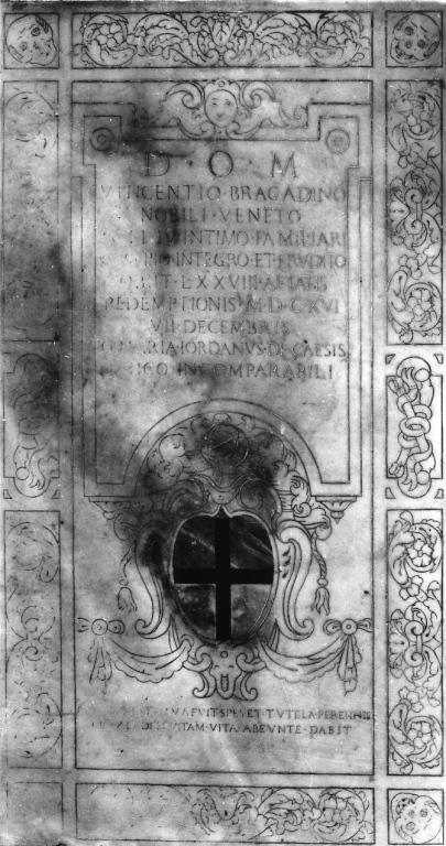 lapide tombale - ambito romano (sec. XVII)