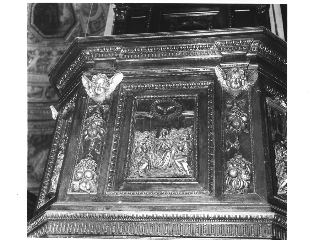 Pentecoste (rilievo, elemento d'insieme) di Castaldo Alessandro (attribuito) (sec. XVI)