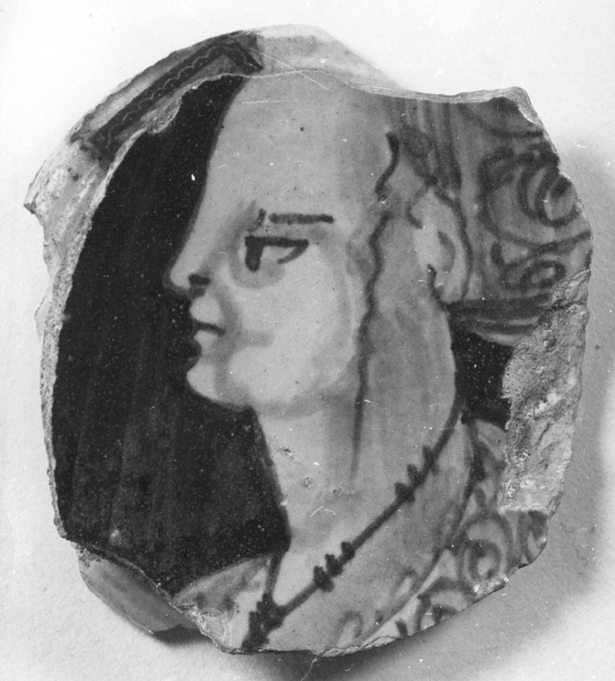 piatto, frammento - manifattura faentina (metà sec. XVI)