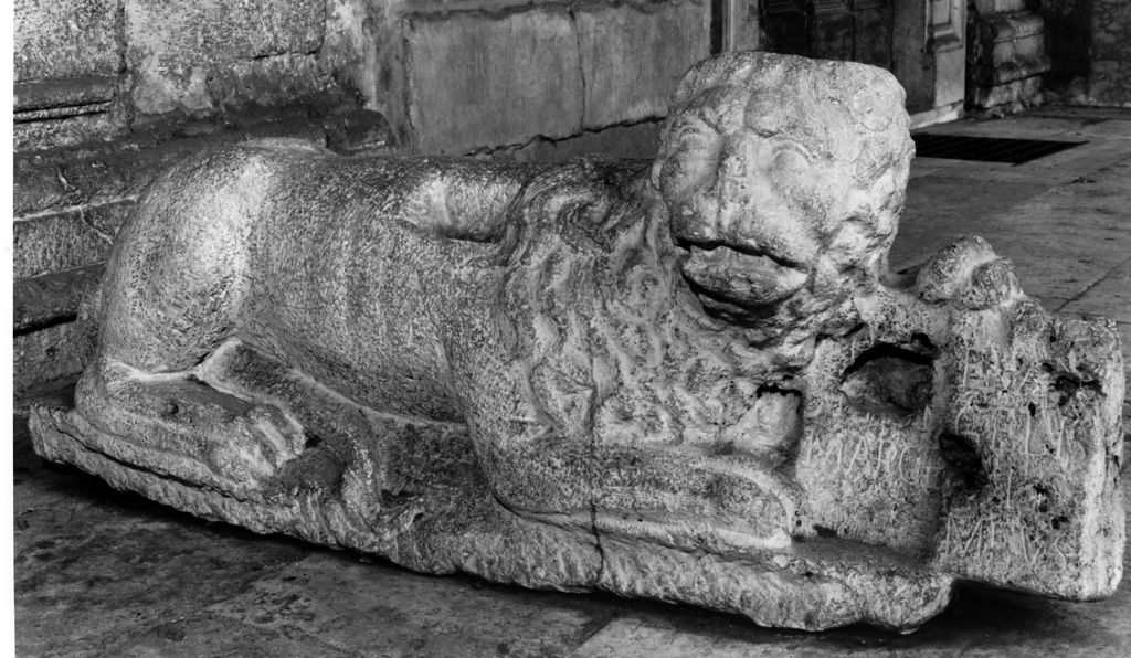 simbolo di San Marco: leone (scultura, coppia) - bottega romana (fine sec. XII)