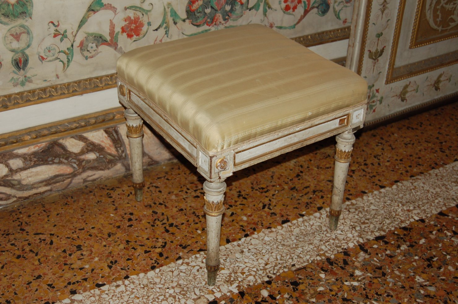 sgabello, serie - ambito lombardo (fine/inizio secc. XVIII/ XIX)