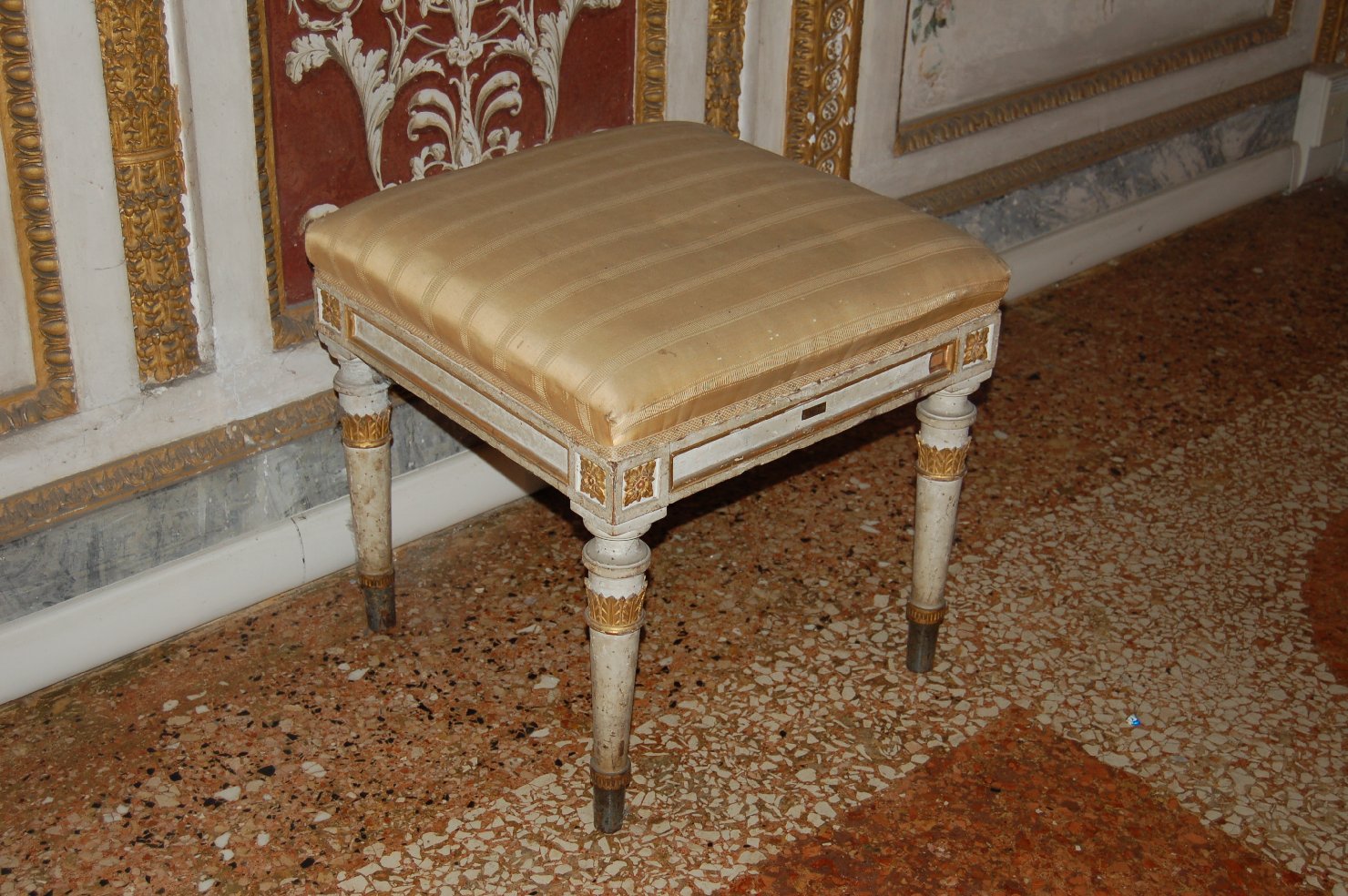 sgabello, serie - ambito lombardo (fine/inizio secc. XVIII/ XIX)