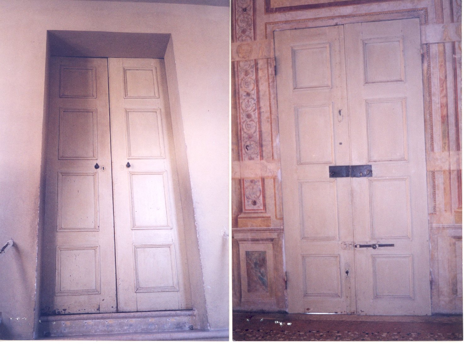 porta - a due battenti, serie - produzione mantovana (sec. XVIII, sec. XIX)