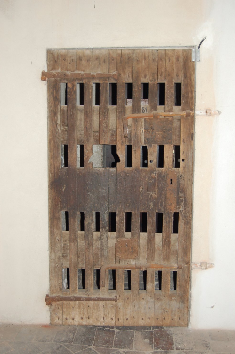 porta - ad un battente, opera isolata - produzione mantovana (sec. XIX)