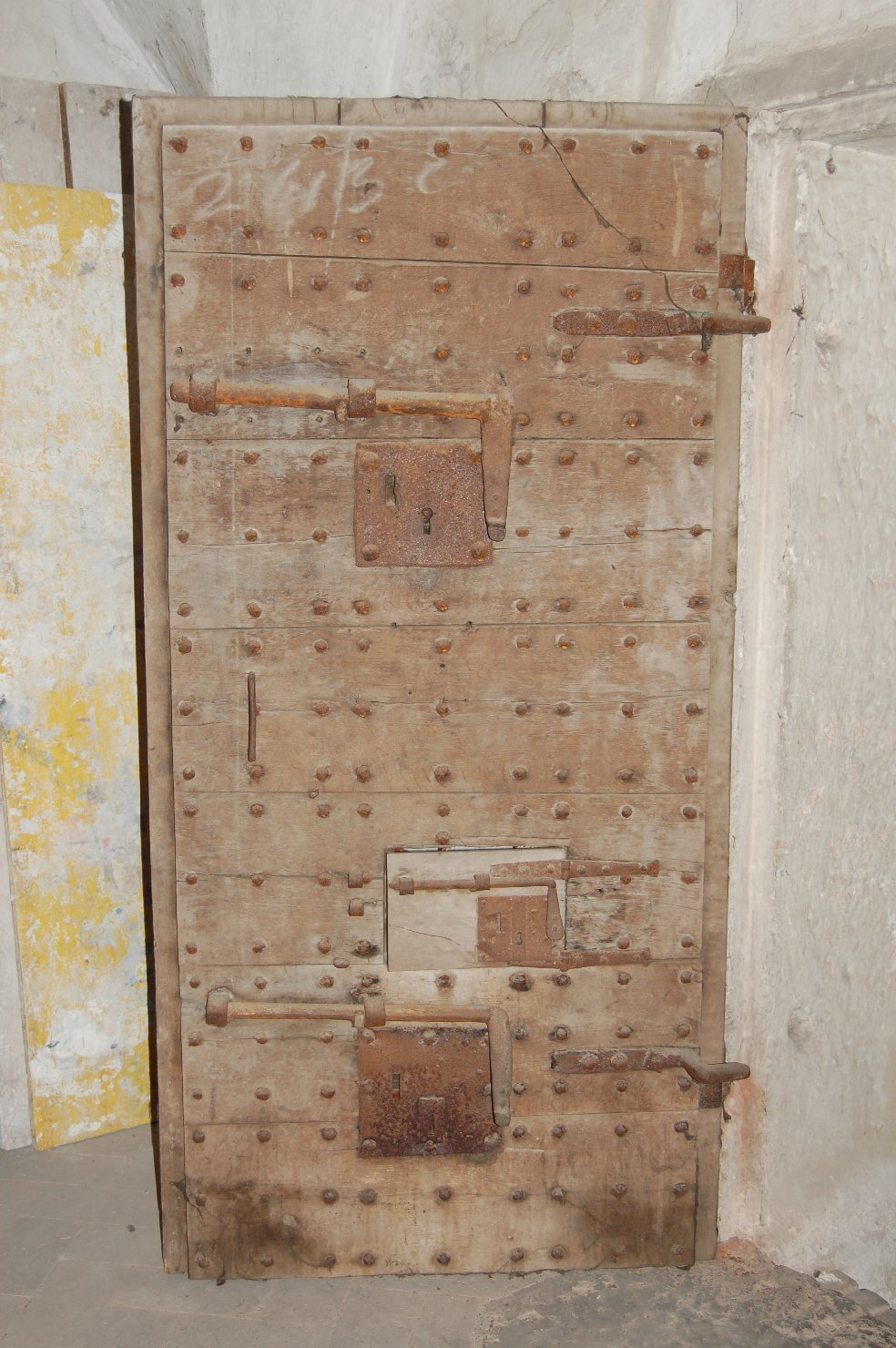 porta - ad un battente, opera isolata - produzione mantovana (sec. XIX)