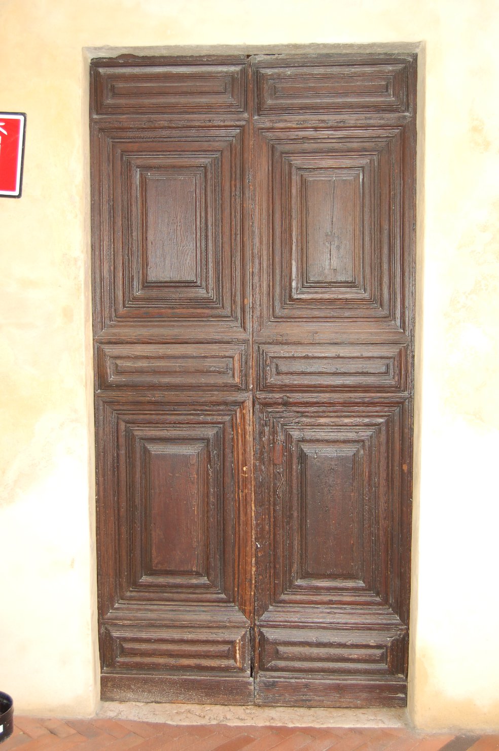 porta - a due battenti, opera isolata - ambito mantovano (sec. XVII, sec. XX)