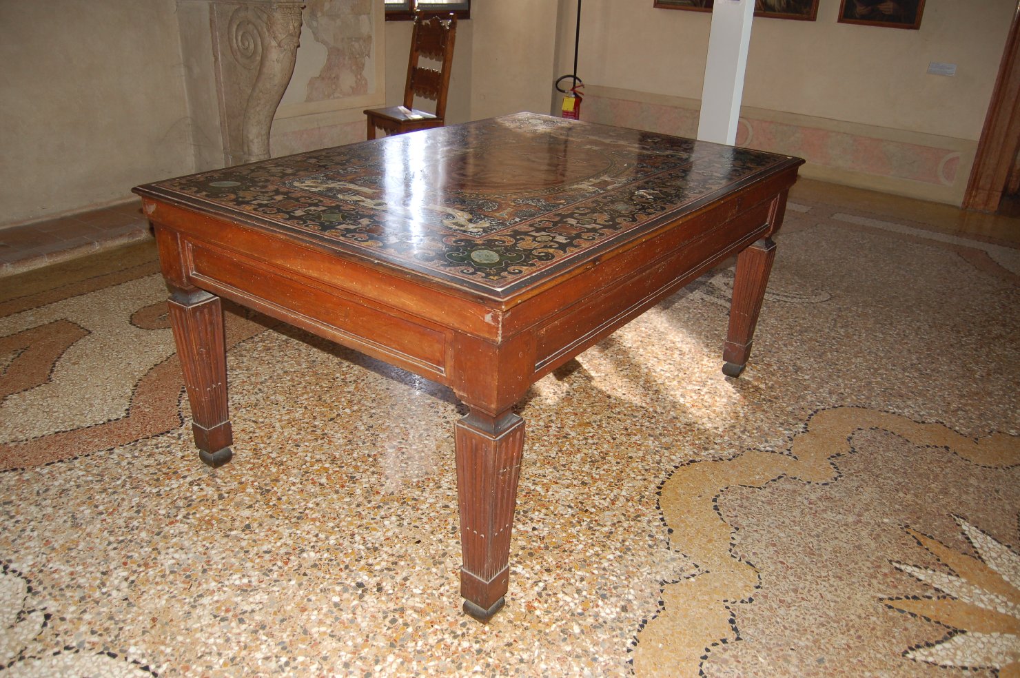 tavolo, opera isolata - ambito tosco-romano, ambito Italia settentrionale (sec. XVII, secc. XVIII/ XIX)