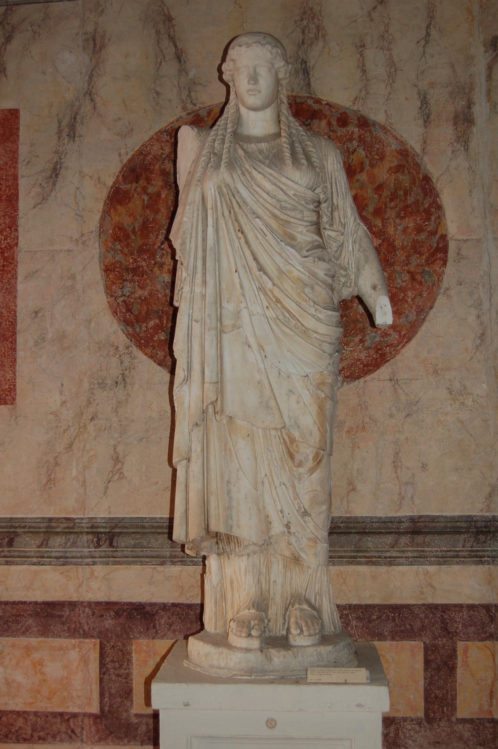 Figura femminile (cariatide) - arte romana (sec. I)