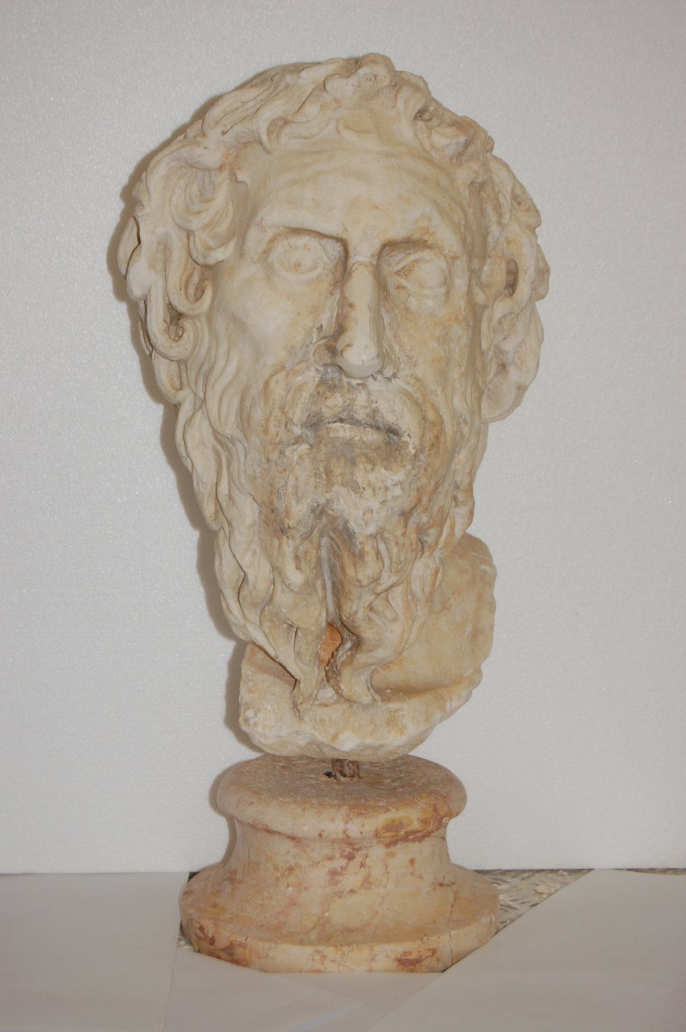 Antistene (?)- testa (statua, frammento) - arte romana (ultimo quarto sec. II)
