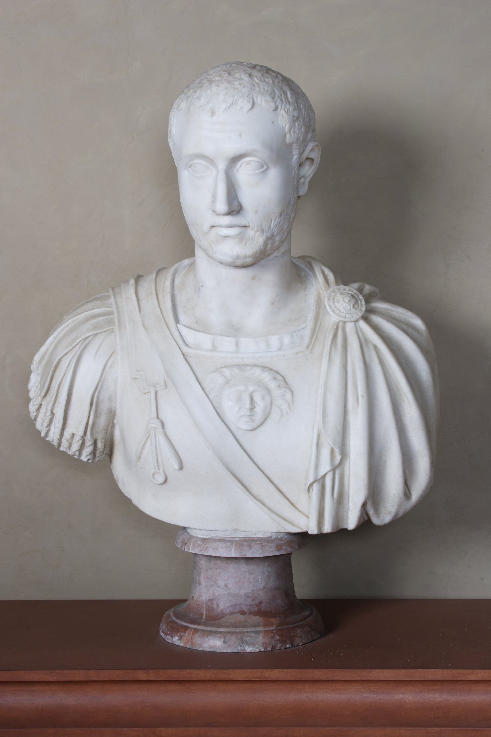 Ritratto virile (busto, opera isolata) - arte romana (metà sec. III)