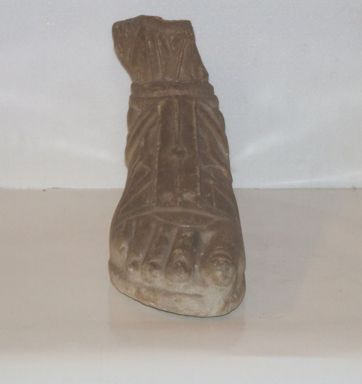 Figura maschile ignota (piede) (statua, frammento) - arte romana (secc. I/ II)